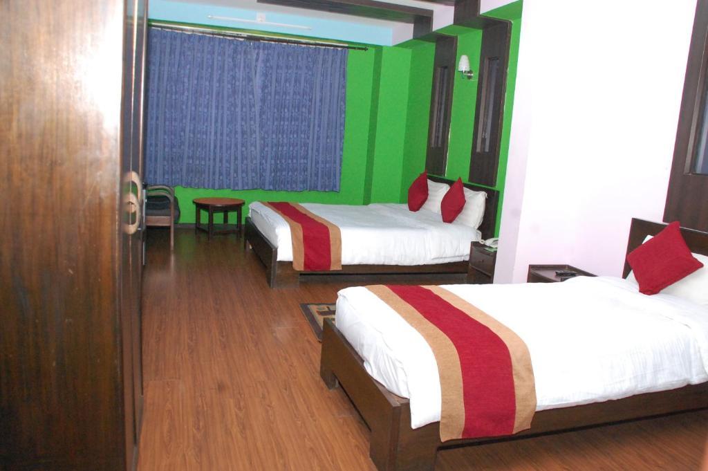 Deluxe Family Room with 24 hour Check-in & Check-out